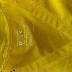 Figs scrubs size 3xl and 5xl in good condition